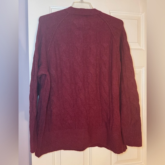 NWT Aerie Unreal cable knit sweater - Picture 4 of 7